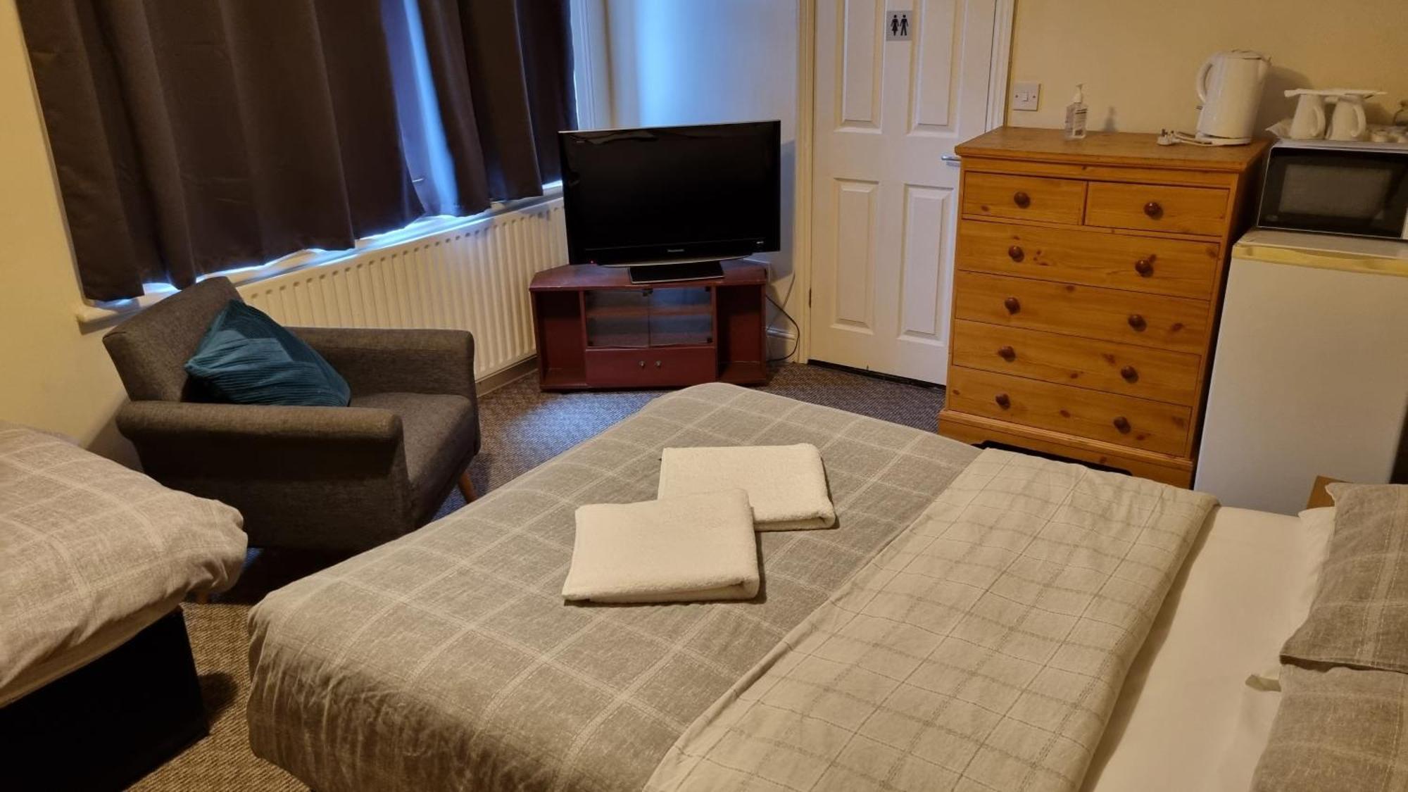 Shamrock Guest House Gravesend Bagian luar foto